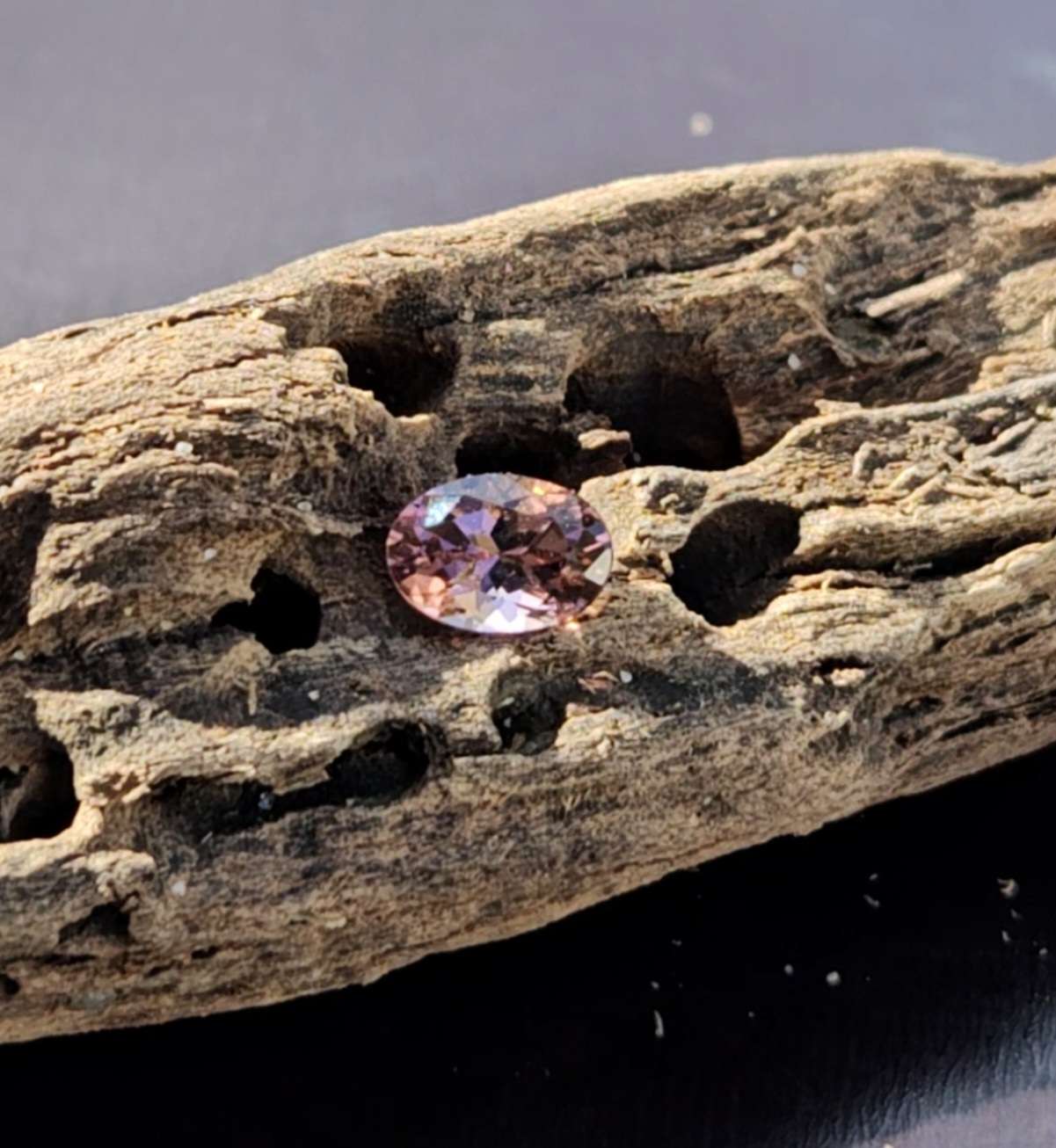 Colour Change Zircon - .80cts - Image 3