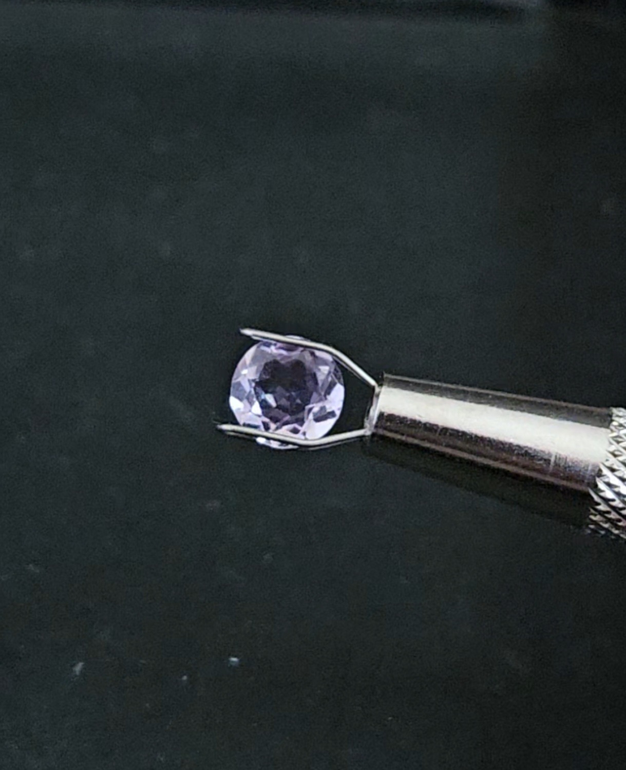 Gem Tong Holders - Image 2